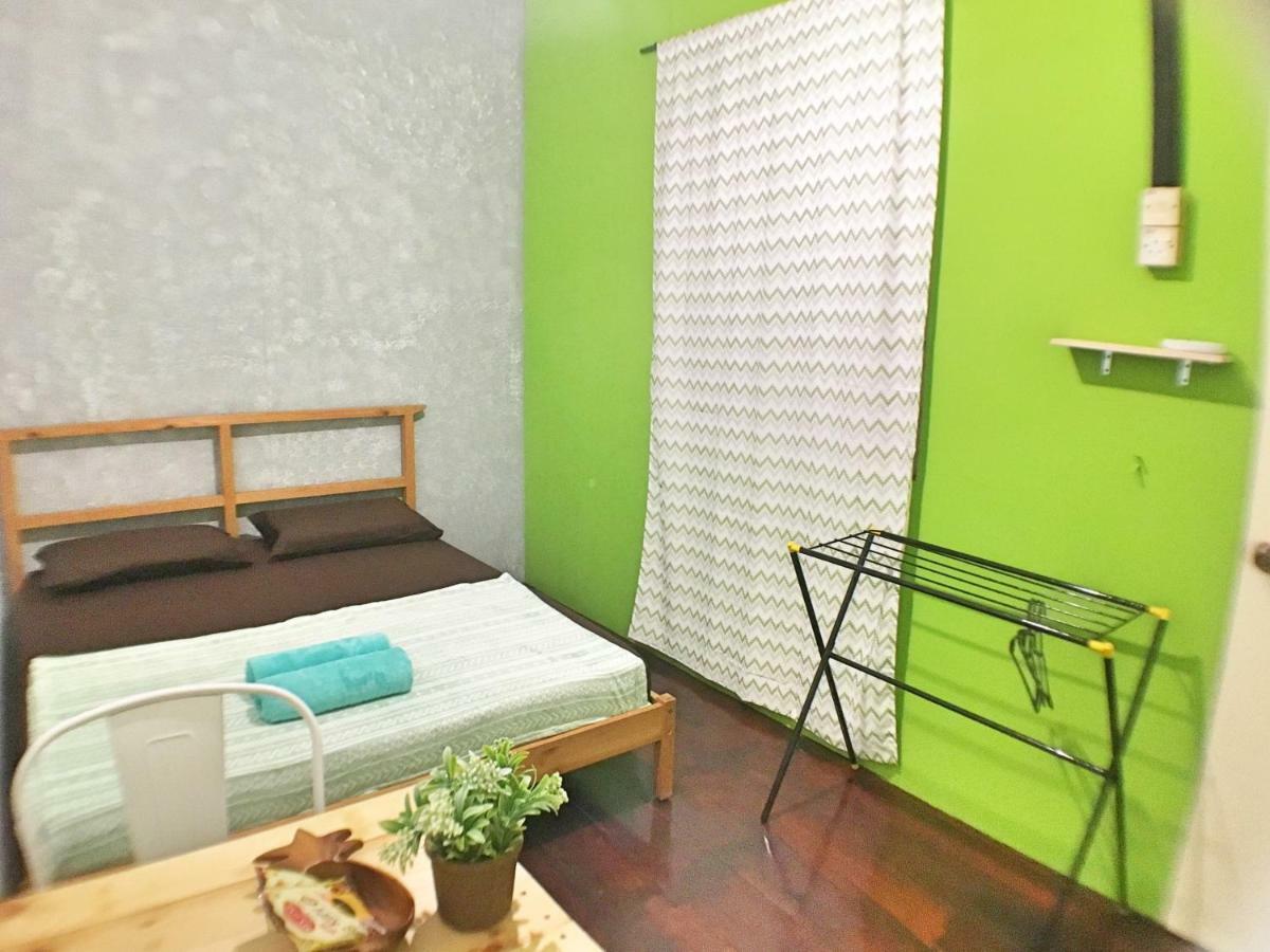 Lavender Green Home Malacca Exterior foto